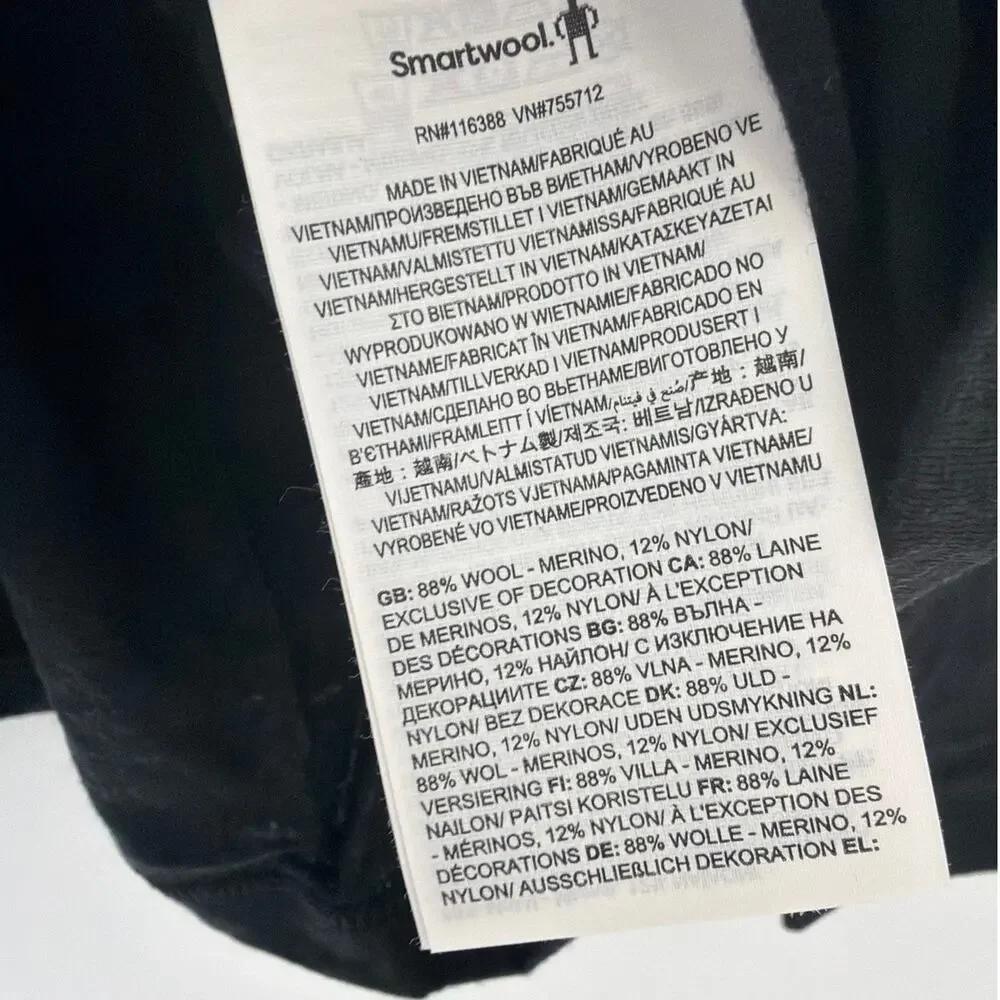 Smartwool Black Classic All-Season Merino Base Layer Crew Top Size L